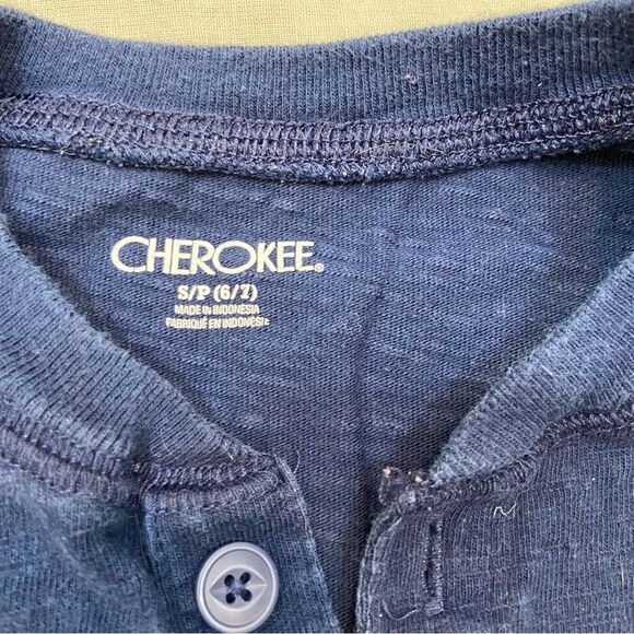 Lot of three Boys Long Sleeve Casual Tops All Size Small 6-7 - Picture 3 of 11